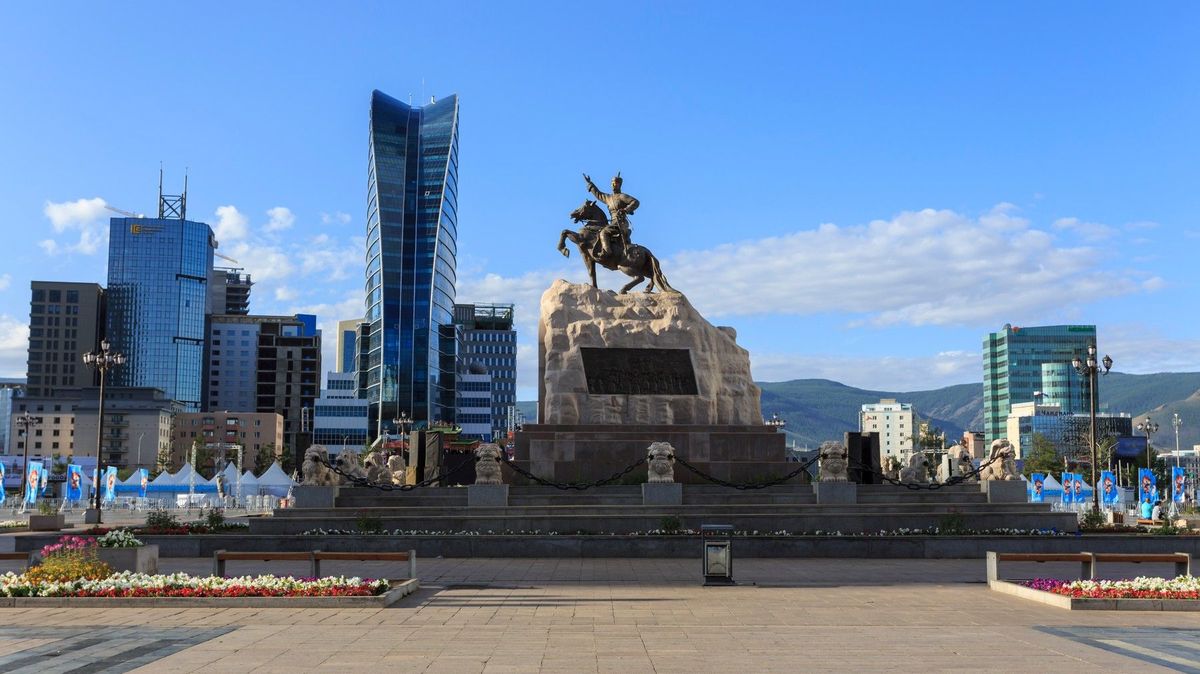 Demonstrace tvrdě rozehnat, nařídil guvernér Ulánbátaru